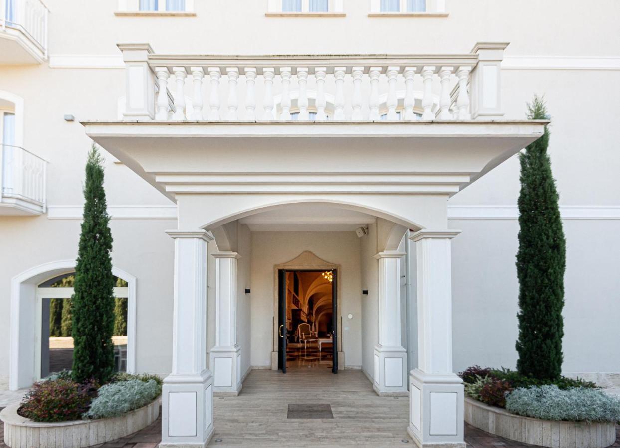 Suites & Apartments Liola' Castrocielo Εξωτερικό φωτογραφία
